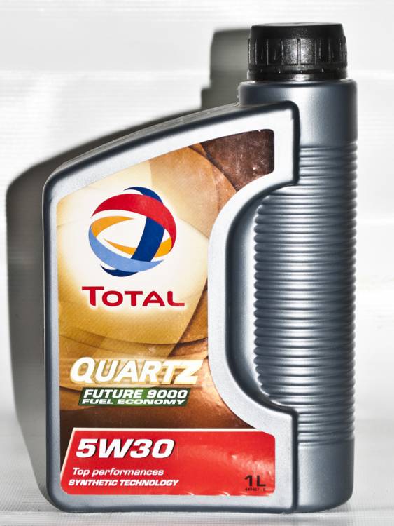 Total Quartz Масло моторное 9000 FUTURE 5W30 1л (171839)