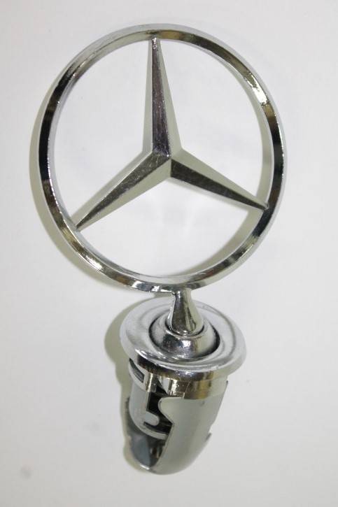 Эмблема Mercedes на капот D=36мм
