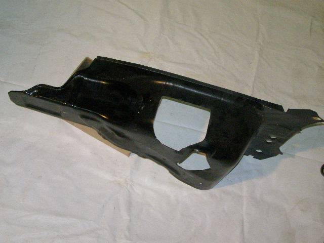 Брызговик крыла /2110/ правый б/стакана (АВТОВАЗ)