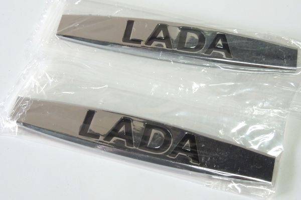 Эмблема надпись Lada боковая металл 10х1,7см из 2шт