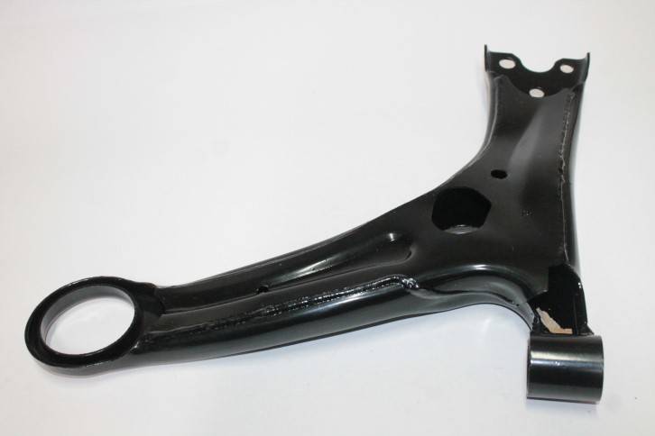 Рычаг Geely Emgrand EC7 перед. прав.