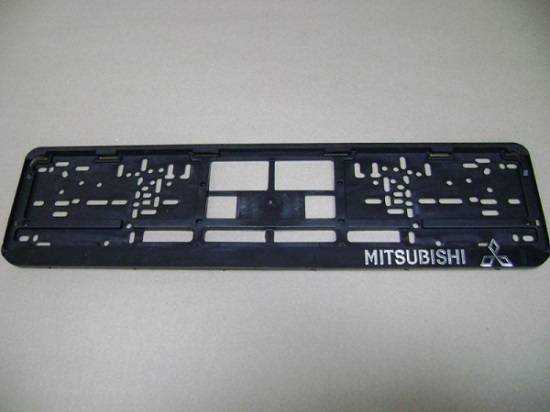 Рамка для ГОС. номерного знака пластик (черный), с гравировкой  "MITSUBISHI"