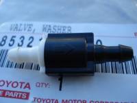 Обратный клапан омывателя Toyota 8532126020 Обратный клапан омывателя Toyota 8532126020