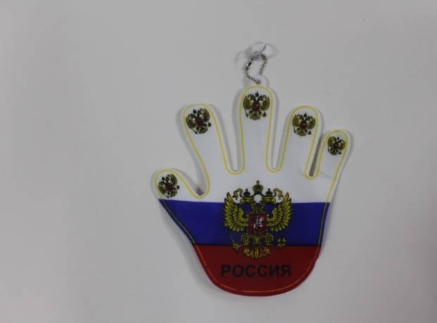Флаг России /рука/ на присоске (Россия)