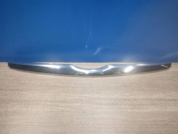 Вставка переднего бампера ВАЗ 2190 Гранта (АвтоВАЗ) (123992) Вставка переднего бампера ВАЗ 2190 Гранта (АвтоВАЗ) (123992)