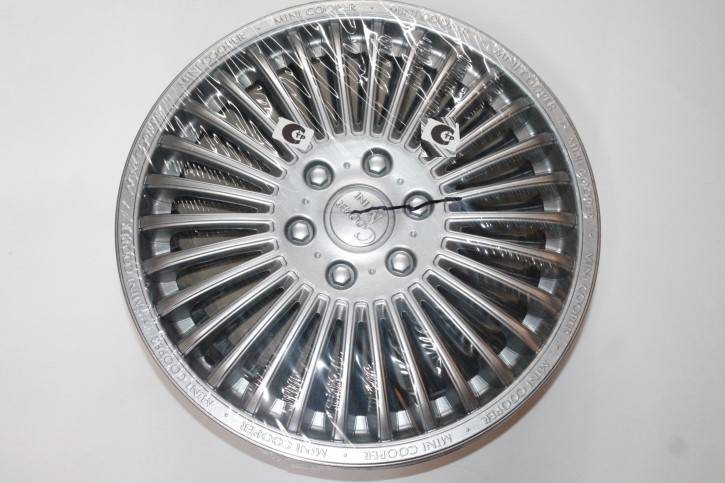 Колпак колеса R15 Мини-Купер серебристый (4) (LION)