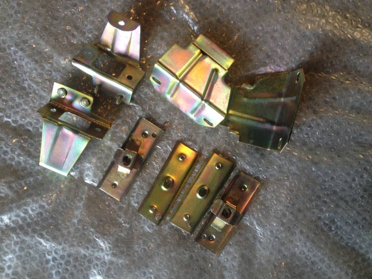 Кронштейн бампера /2108-099/ перед. (АВТОВАЗ)