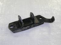 Кронштейн амортизатора перед. /2101/ (АВТОВАЗ) Кронштейн амортизатора перед. /2101/ (АВТОВАЗ)