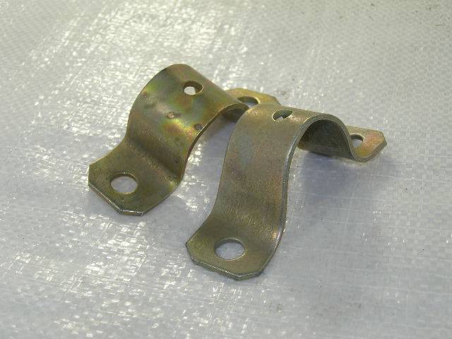 Кронштейн стабилизатора /2101/ на рычаг (обойма) бок.лев=прав (БелЗАН)