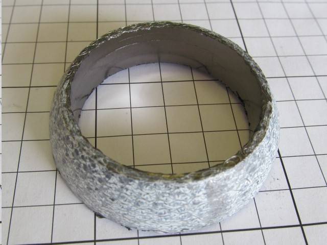 Кольцо глушителя Geely MK MK Cross графит.