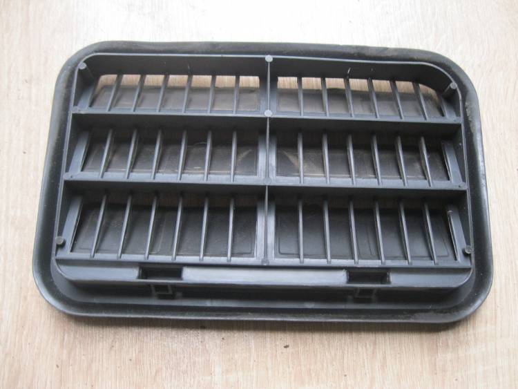 Решетка вентиляционная салона FORD