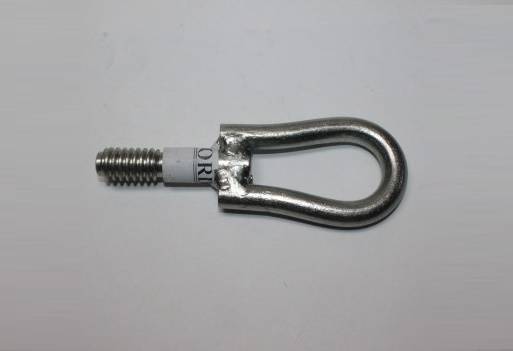 Крюк буксировочный Ford Focus (рым болт)