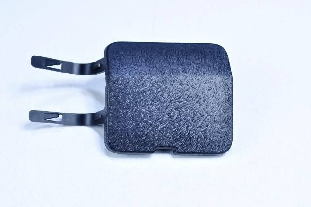 Заглушка буксиpовочная под покраску Renault Sandero до 2014 г.