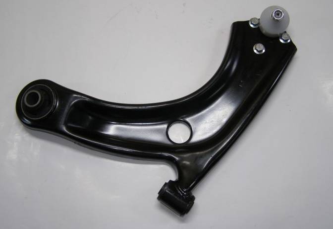 Рычаг перед. Chery Bonus III лев.