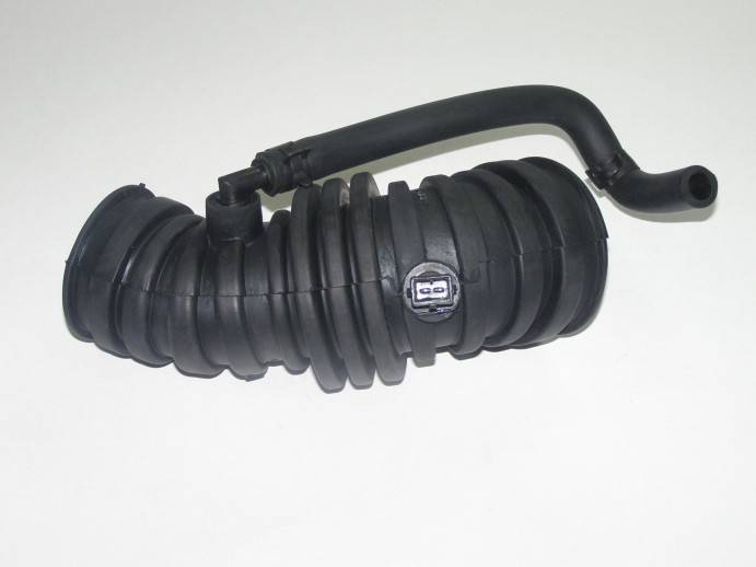 Гофра возд. фильтра Chevrolet Lacetti 1.4-1.6 (QUARTZ) Гофра возд. фильтра Chevrolet Lacetti 1.4-1.6 (QUARTZ)