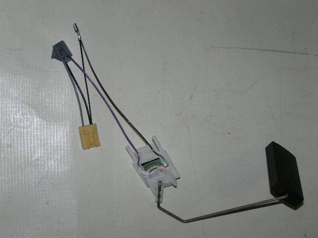 Датчик уровня топлива /21101/ инж. 1,6 двс ДУТ -11 (К-2) (УТЕС)