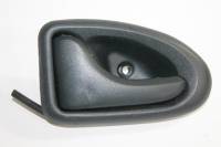 Ручка отк. дв. внутр. Renault Logan правая (Manover)