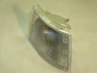 Фонарь поворота /2110/ Бел/Прав перед (582.3711160-01) (АВТОВАЗ) Фонарь поворота /2110/ Бел/Прав перед (582.3711160-01) (АВТОВАЗ)