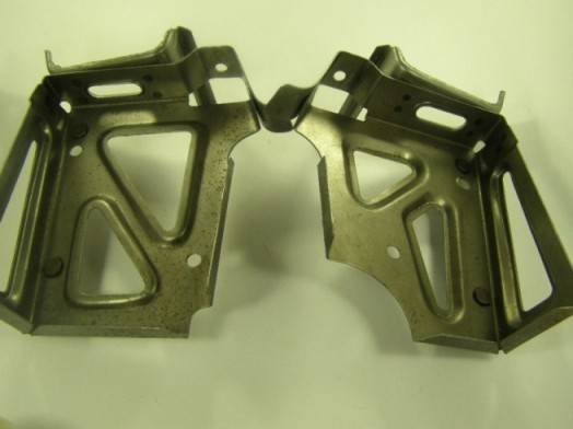 Кронштейн бампера /2110/ перед. лев.+прав. (АВТОВАЗ)