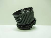 Мотор вентилятора отопителя (печки) Logan 07-- без кондиц. с крыльчаткой (Termal) Мотор вентилятора отопителя (печки) Logan 07-- без кондиц. с крыльчаткой (Termal)