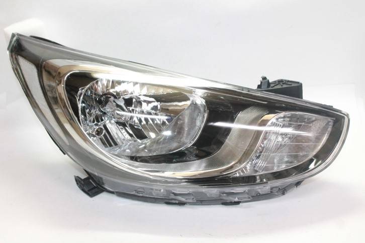 Фара правая HYUNDAI Solaris (11-14) (NSP)