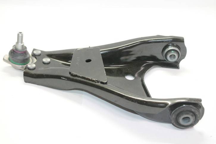 Рычаг перед. Renault Duster с 2009 г. Nissan Terrano с 2014 г. лев. c шаровой опорой