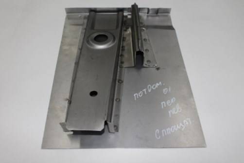 Поддомкратник /2101-07/ перед. лев в сб. с площадкой (Тольятти)