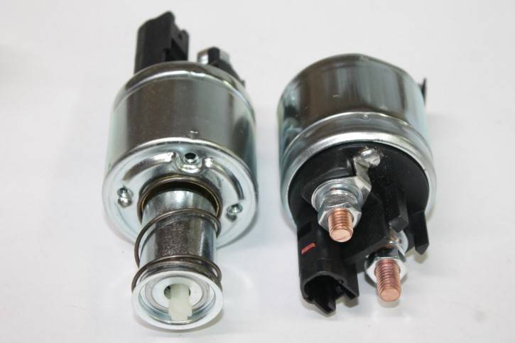 Реле втягивающее /2190/ на стартер Valeo