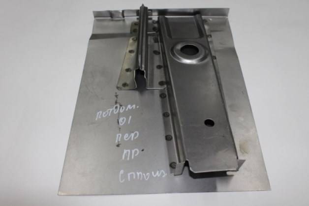 Поддомкратник /2101-07/ перед. прав в сб. с площадкой (Тольятти)