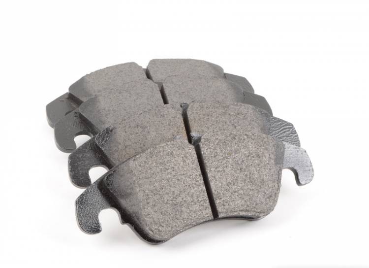 Колодки тормозные передние AUDI A4 07> a5 07> Q5 08> (Patron)