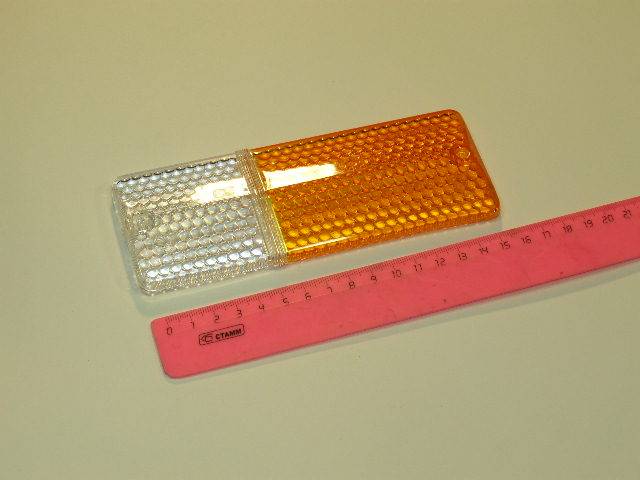 Рассеиватель перед. /2106/ (бел.+желт.) прав. (Димитровград)