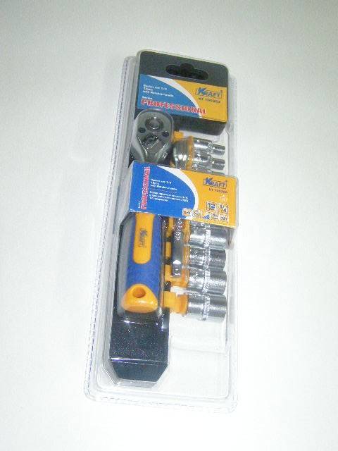 Набор головок 12 предм. (1/4) с трещеткой (KRAFT)