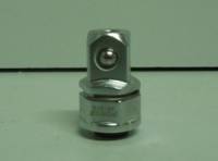 Адаптер (переходник) с 13мм на 3/8" ключ-головка (Force) Адаптер (переходник) с 13мм на 3/8" ключ-головка (Force)