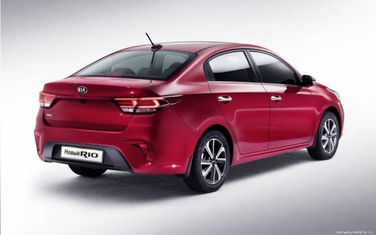 Стекло заднее Kia Rio IV с обогревом (седан)