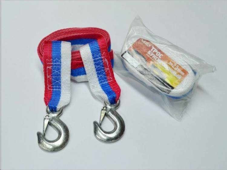 Трос буксир. (2,5 т) лента 2 крюка /4,5 м/ усилен. (А-тол)