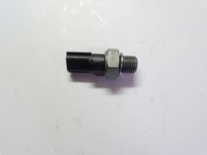 Датчик давл. масла Renault Logan Sandero Logan II Lada Largus 1.4/1.6