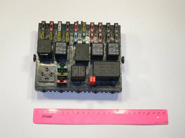 Блок предохранителей /2110, 2111, 2112/ (АВАР)