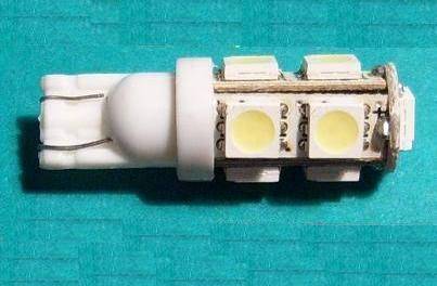 Светодиодная лампа для а/м RS-519W  (белый 9-светодиодов) 12V/
