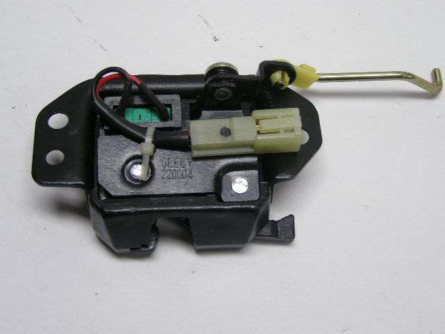 Замок багажника MK Cross (Geely)