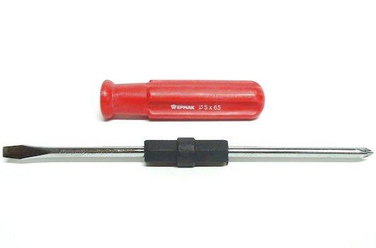 Отвертка двухсторонняя красная 5*65 (ЕРМАК) (12/480)