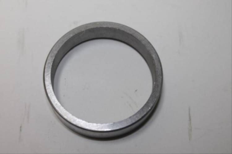 Втулка сальника ступицы /УАЗ 452, 469, 3160 Хантер/ (Ульяновск)