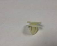 55116Z Замок кнопочный (декоративная накладка порога) Fiat мног. мод.