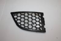 Решетка бампера Chery Bonus передн. прав. Решетка бампера Chery Bonus передн. прав.