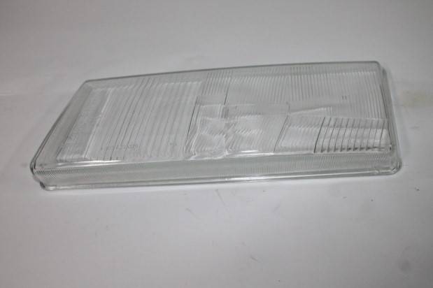 Стекло фары /2110/ левое