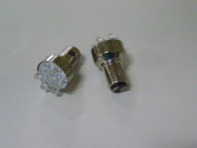 Лампа 2-конт. 12V P21/5W 9 LED со смещ. цок. по высоте BAY15d (Nord Yada)