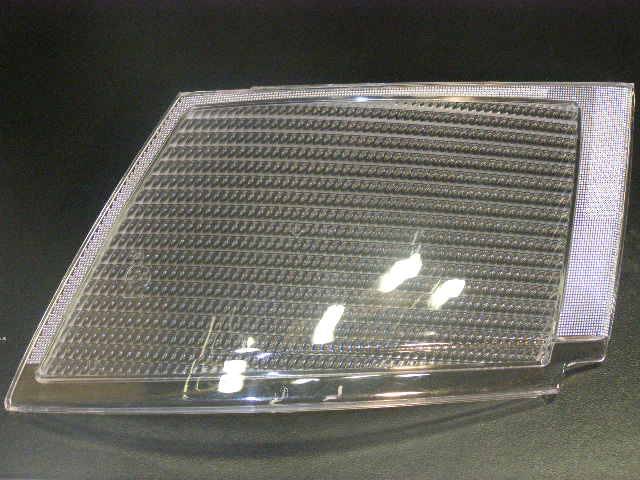 Рассеиватель перед. /2110/ прав. (Bosch)