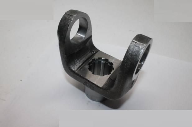 Вилка кардана /Г-3302/ средняя (Н.Новгород)