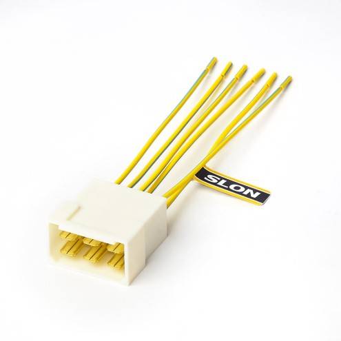 Колодка межжгутовая 6 контактная штыревая серии 6.3, с проводами, SLON