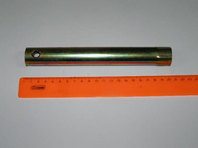 Ключ свечной 21 мм (200 мм) с резинкой дешев. (Сервис ключ)