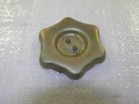 Крышка маслозаливная /2110-12/ пластм. (усил. язычок) (Самара)